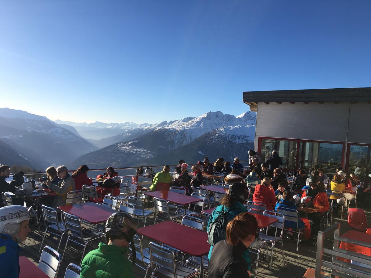 Restaurant Fleschboden Hostel Rosswald Luaran gambar