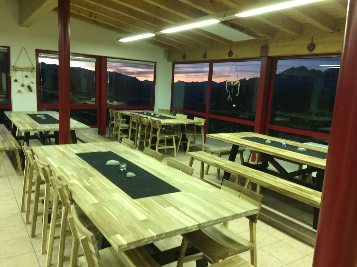 Restaurant Fleschboden Hostel Rosswald Luaran gambar