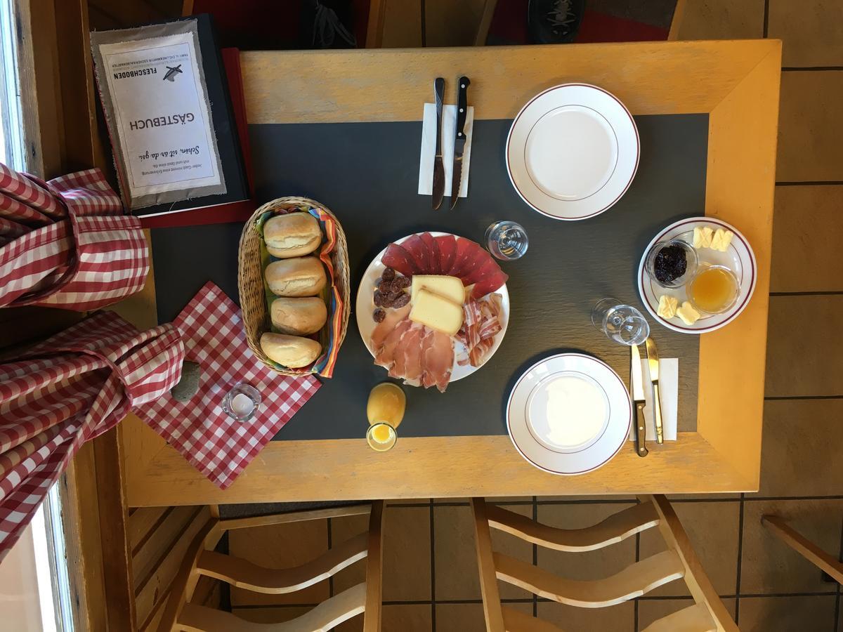Restaurant Fleschboden Hostel Rosswald Luaran gambar